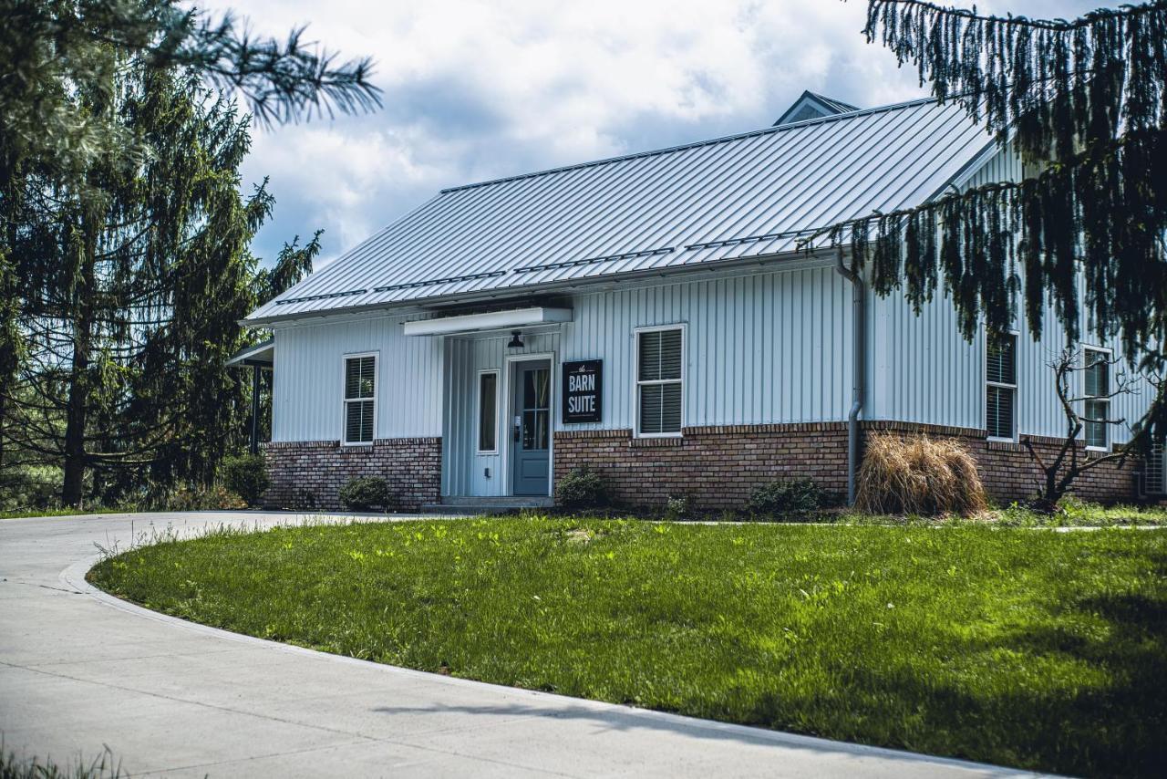 Farmhouse Suites By Amish Country Lodging ميلزبورغ المظهر الخارجي الصورة